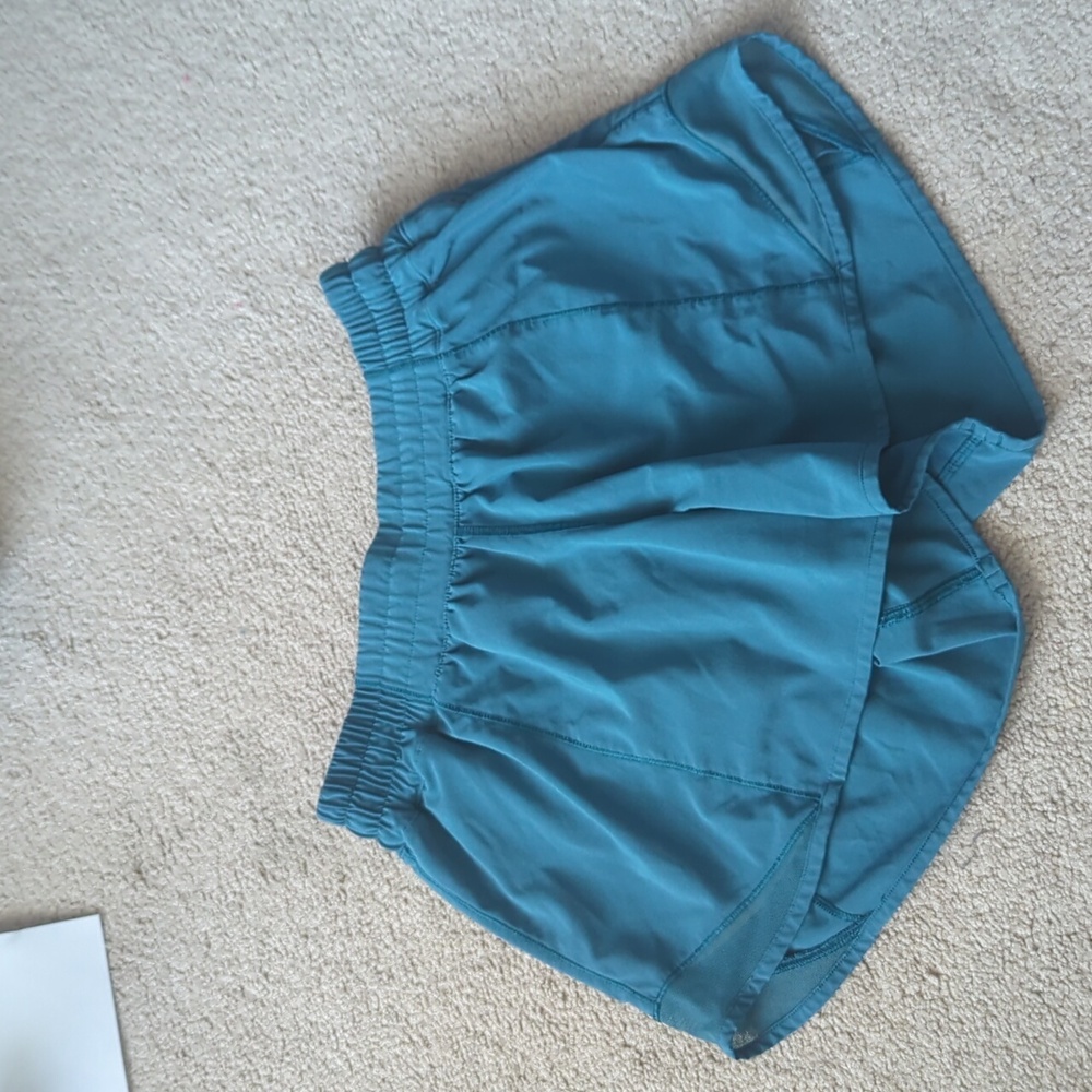 Lululemon hotty hot short